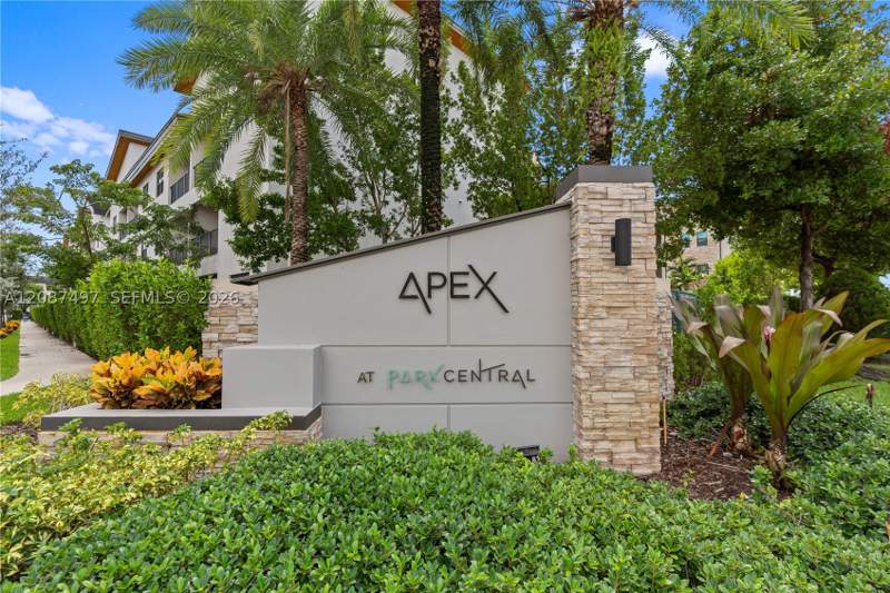 3 bedroom Condominium at 7865 NW 104th Ave 4, Grand Bay South Villas, Doral — photo 2