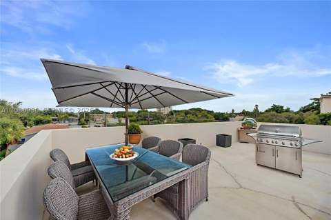 513 NE 61st St, Miami FL - photo 24 of 36