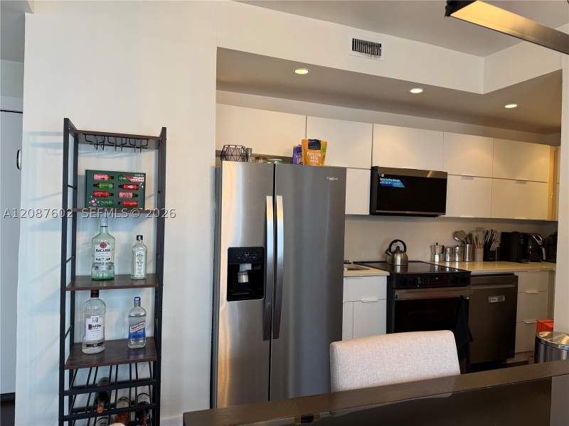 2 bedroom Condominium at 737 Jefferson Ave 303, The Sheridan Condo, Miami Beach — photo 2