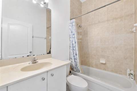 8911 NW 178th Lane, Hialeah FL - photo 22 of 29