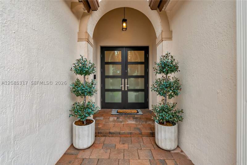4 bedroom SingleFamilyResidence at 15255 SW 173rd St, Venetian Parc West, Miami — photo 5