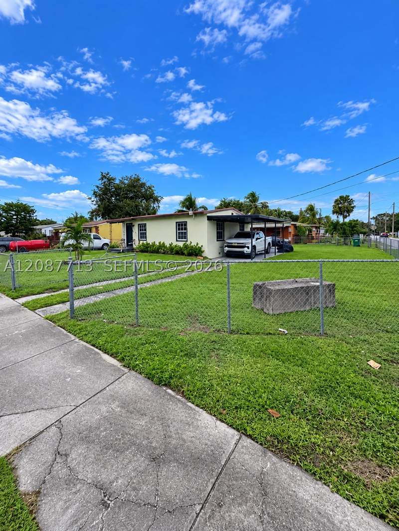 2 bedroom SingleFamilyResidence at 2101 NW 87th St, Home Acres, Miami — photo 3
