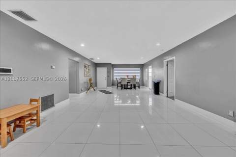 1745 NW 189th Ter, Miami Gardens FL - photo 16 of 33