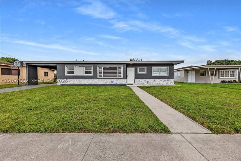 3 bedroom SingleFamilyResidence at 1745 NW 189th Ter, Palmland Estates 1st Addn, Miami Gardens — photo 2