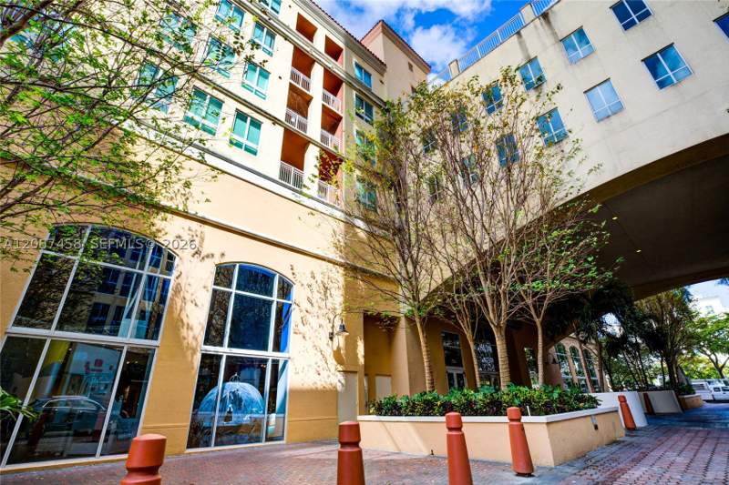 2 bedroom Condominium at 7350 SW 89th St 1411S, Toscano Condo, Miami — photo 3