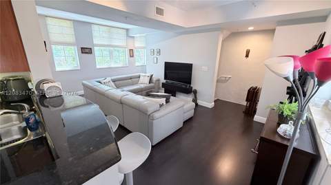 3232 SW 22nd Ter 113, Miami FL - photo 13 of 47