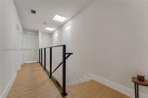 1917 NW 17th St B, Miami FL - photo 22 of 32