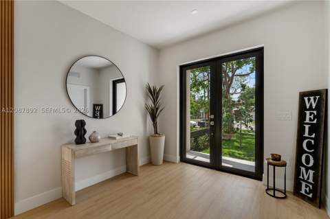 1917 NW 17th St B, Miami FL - photo 7 of 32