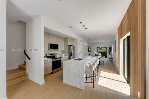 1917 NW 17th St B, Miami FL - photo 9 of 32