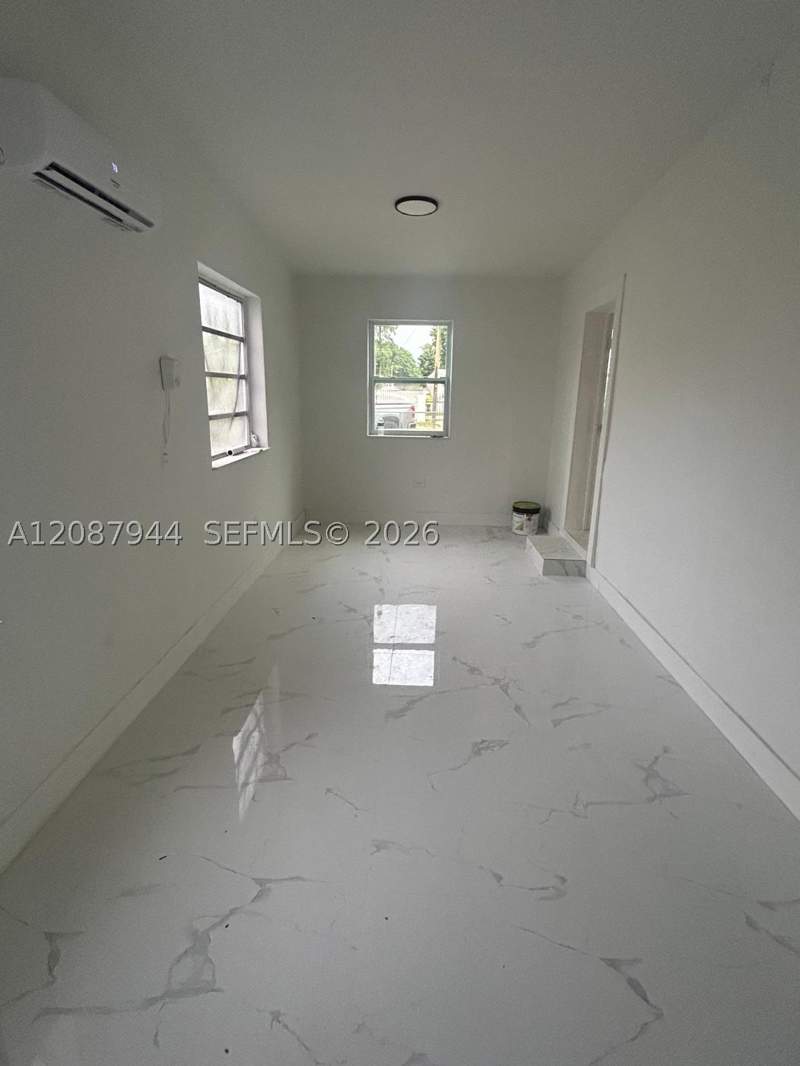 4 bedroom SingleFamilyResidence at 3070 NW 97th St, The Tropics Amd, Miami — photo 3