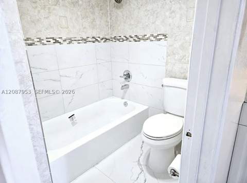 9682 Fontainebleau Blvd 207, Miami FL - photo 11 of 19