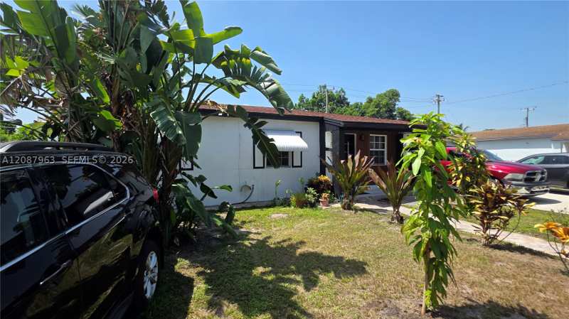 4 bedroom SingleFamilyResidence at 350 NW 188th St, Norwood Sub, Miami Gardens — photo 1