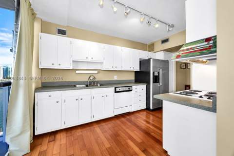 900 Bay Dr 601, Miami Beach FL - photo 15 of 58