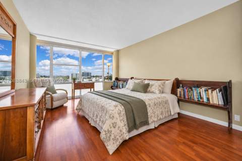 900 Bay Dr 601, Miami Beach FL - photo 23 of 58