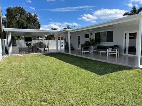 10521 Caribbean Blvd, Cutler Bay FL - photo 9 of 11