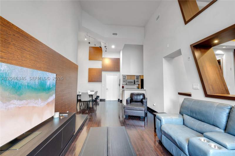 2 bedroom Condominium at 2775 NE 187th St 120, Venture At Aventura West, Aventura — photo 3