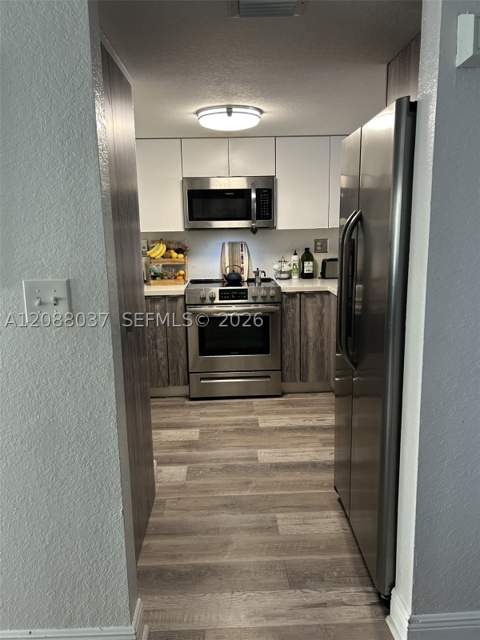 18859 NW 86th Ave 3305, Hialeah FL - photo 12 of 32