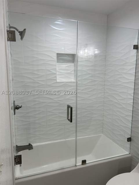 18859 NW 86th Ave 3305, Hialeah FL - photo 20 of 32