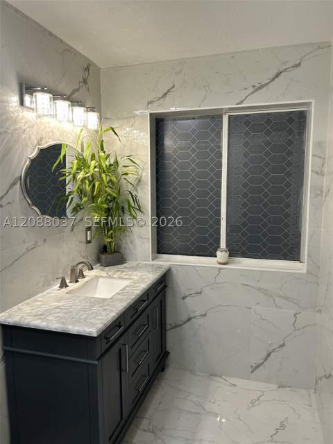 18859 NW 86th Ave 3305, Hialeah FL - photo 22 of 32