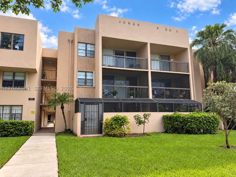 1 bedroom Condominium at 10625 SW 112th Ave 111, The Gardens Of Kendall Co, Miami — photo 2