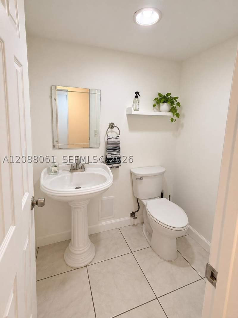 1 bedroom Condominium at 10625 SW 112th Ave 111, The Gardens Of Kendall Co, Miami — photo 5