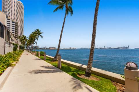 520 Brickell Key Dr A1902, Miami FL - photo 23 of 43
