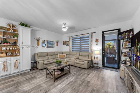 2484 SE 2nd St, Homestead FL - photo 10 of 55