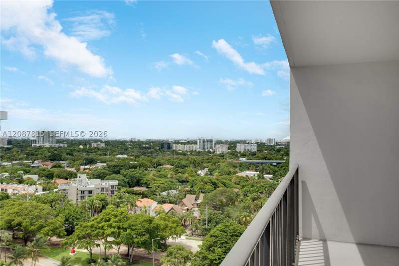 1 bedroom Condominium at 1901 Brickell Ave B1702, Brickell Place Condo, Miami — photo 3