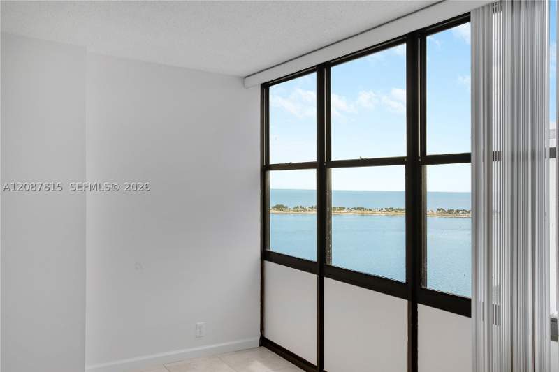 1 bedroom Condominium at 1901 Brickell Ave B1702, Brickell Place Condo, Miami — photo 4