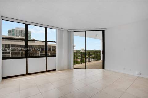 1901 Brickell Ave B1702, Miami FL - photo 6 of 32