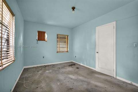 424 Minola Dr, Miami Springs FL - photo 10 of 22