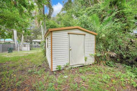 424 Minola Dr, Miami Springs FL - photo 22 of 22