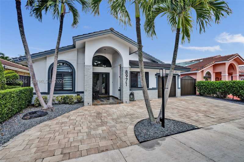 4 bedroom SingleFamilyResidence at 8971 NW 150th Ter, West Lakes Gardens 3rd Ad, Miami Lakes — photo 1