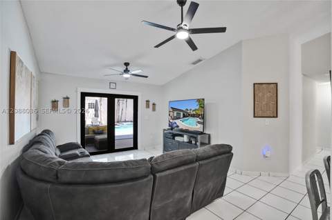 8971 NW 150th Ter, Miami Lakes FL - photo 19 of 59