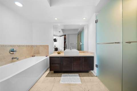 150 Sunny Isles Blvd 1-1004, Sunny Isles Beach FL - photo 18 of 54