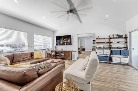 19050 SW 144th Ave, Miami FL - photo 10 of 29