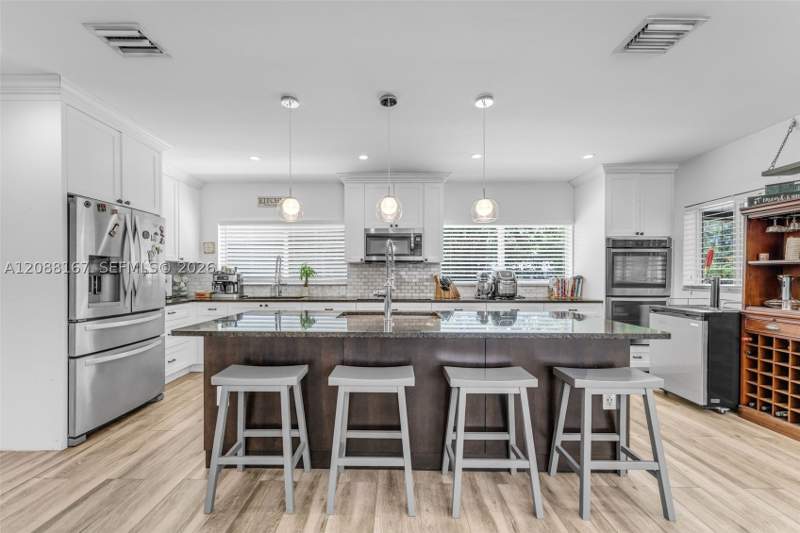 4 bedroom SingleFamilyResidence at 19050 SW 144th Ave, Redland, Miami — photo 5