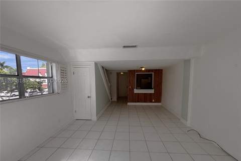 6703 N Kendall Dr 405, Pinecrest FL - photo 10 of 25