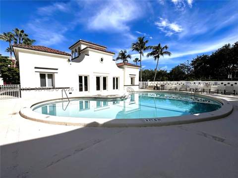 6703 N Kendall Dr 405, Pinecrest FL - photo 7 of 25