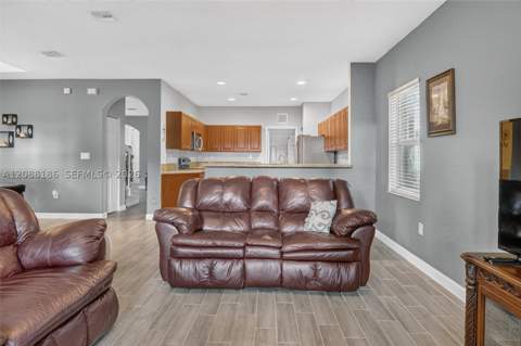 159 NE 36th Ter, Homestead FL - photo 14 of 60
