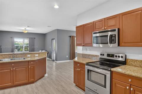 159 NE 36th Ter, Homestead FL - photo 9 of 60