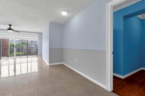 1690 NE 191st Street 405-1, North Miami Beach FL - photo 14 of 36