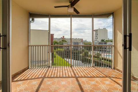 1690 NE 191st Street 405-1, North Miami Beach FL - photo 19 of 36