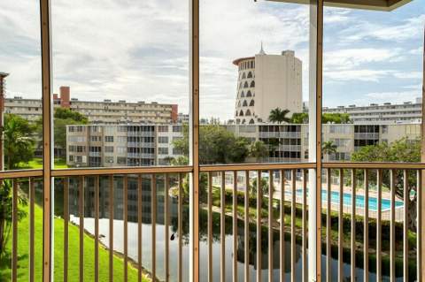 1690 NE 191st Street 405-1, North Miami Beach FL - photo 21 of 36