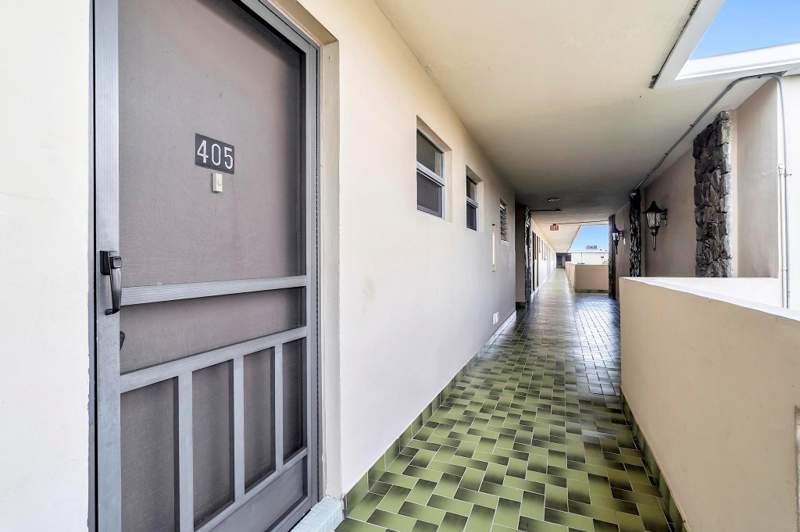 1 bedroom Condominium at 1690 NE 191st Street 405-1, Jade Winds Group Bamboo GA, North Miami Beach — photo 3