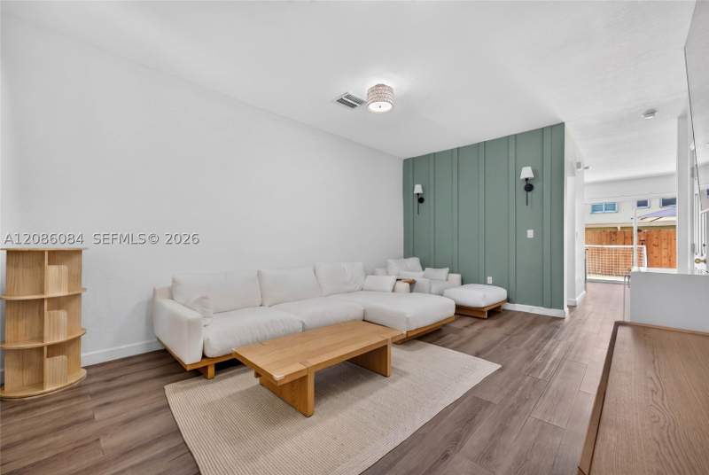 3 bedroom Townhouse at 12956 SW 134th Ter, Courts At Tuscany West, Miami — photo 3