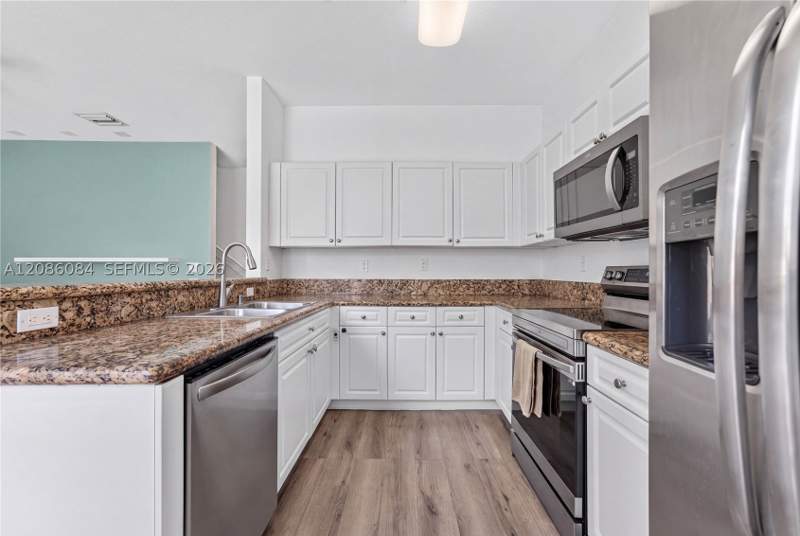 3 bedroom Townhouse at 12956 SW 134th Ter, Courts At Tuscany West, Miami — photo 5