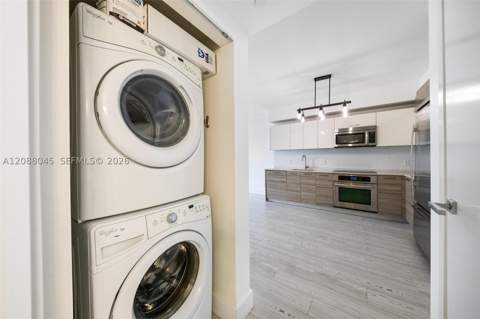1300 Brickell Bay Dr 704, Miami FL - photo 23 of 41
