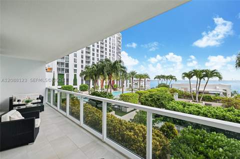 600 NE 27th St 704, Miami FL - photo 10 of 18