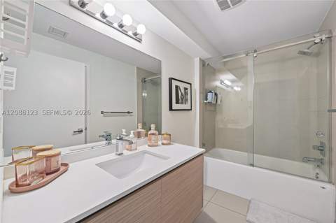 600 NE 27th St 704, Miami FL - photo 13 of 18